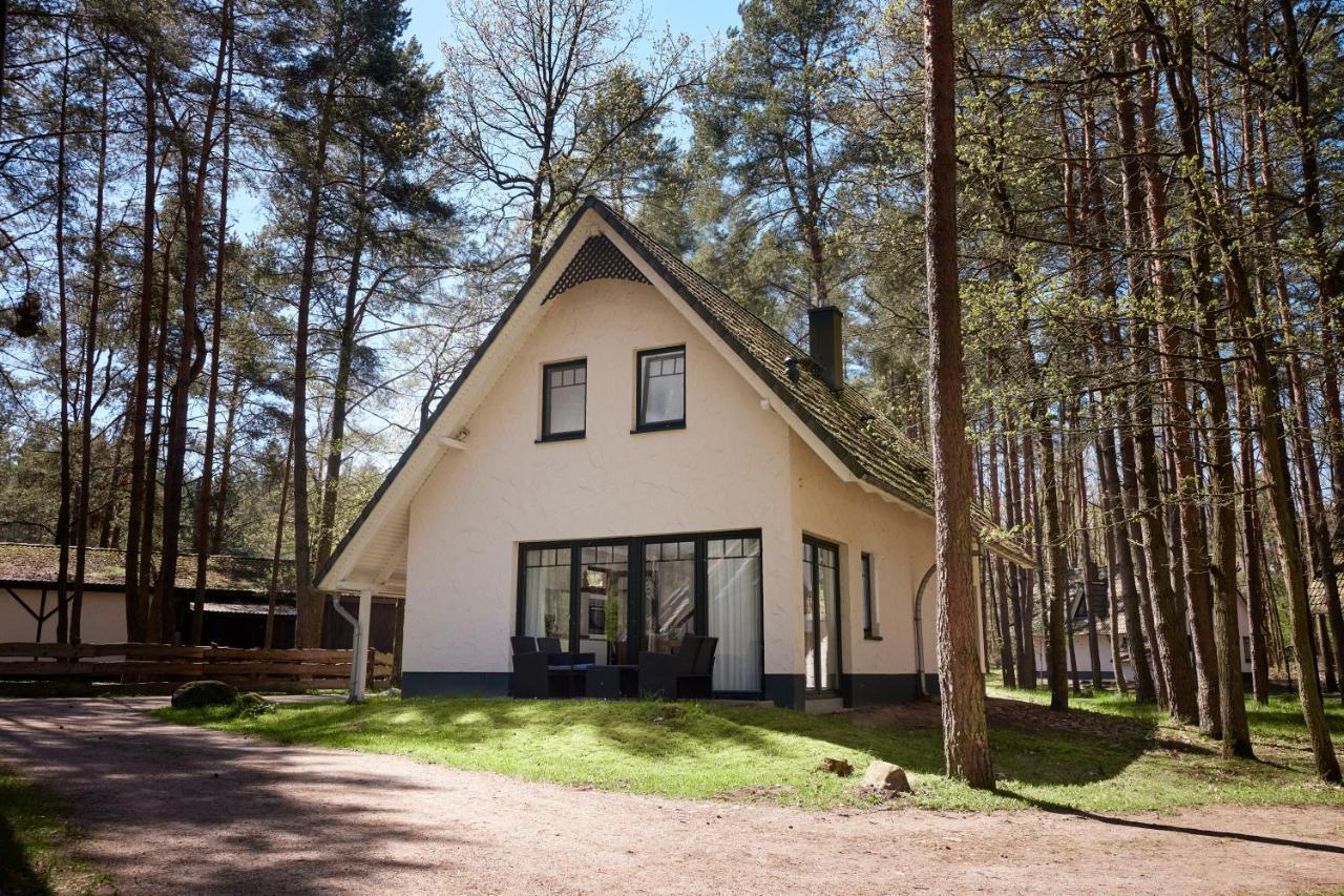 Van Der Valk Naturresort Drewitz Nossentiner Huette エクステリア 写真