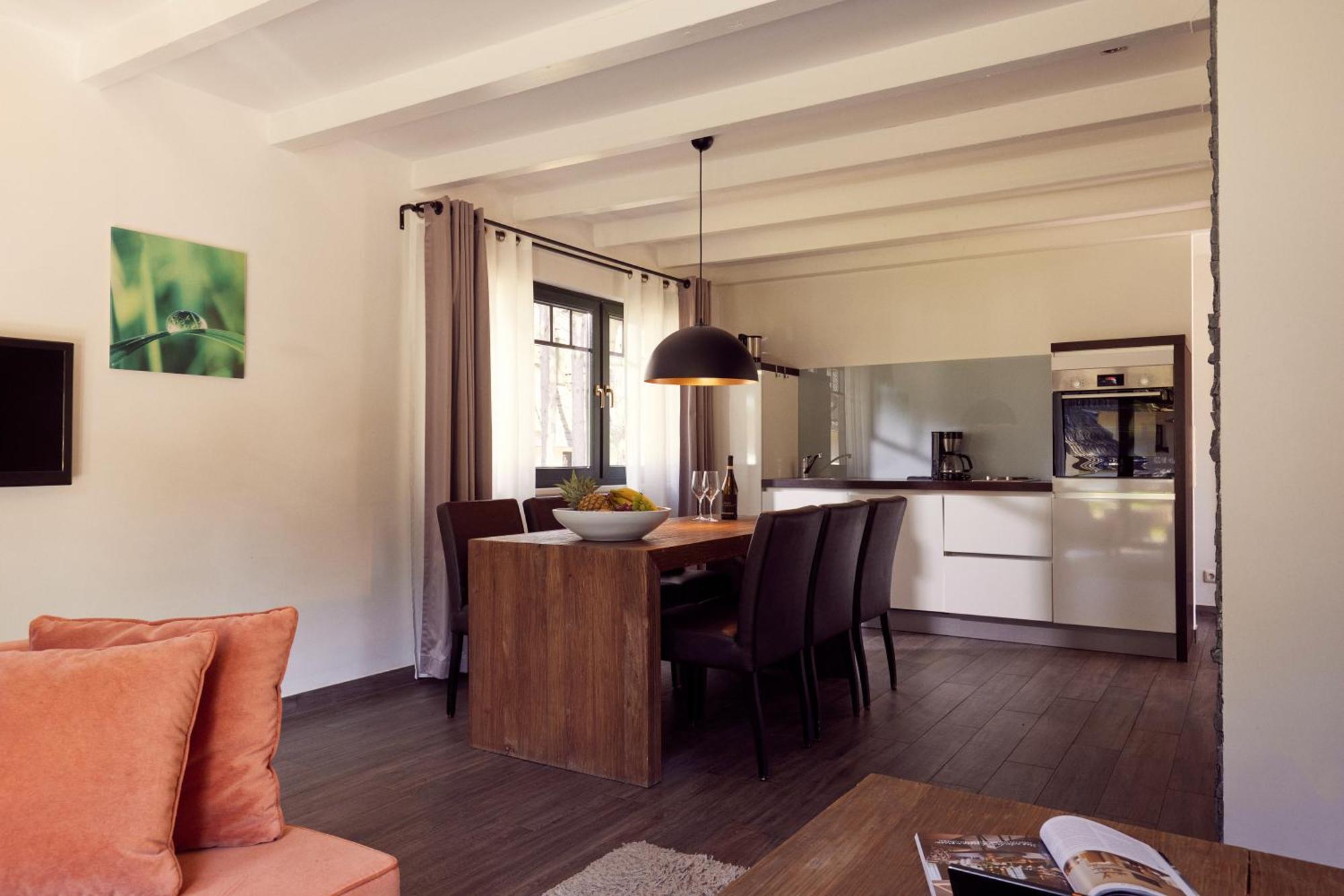 Van Der Valk Naturresort Drewitz Nossentiner Huette エクステリア 写真