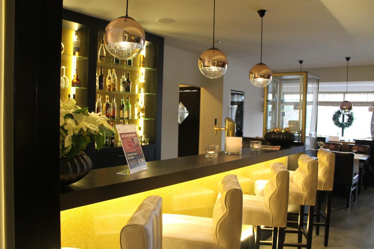 Van Der Valk Naturresort Drewitz Nossentiner Huette エクステリア 写真